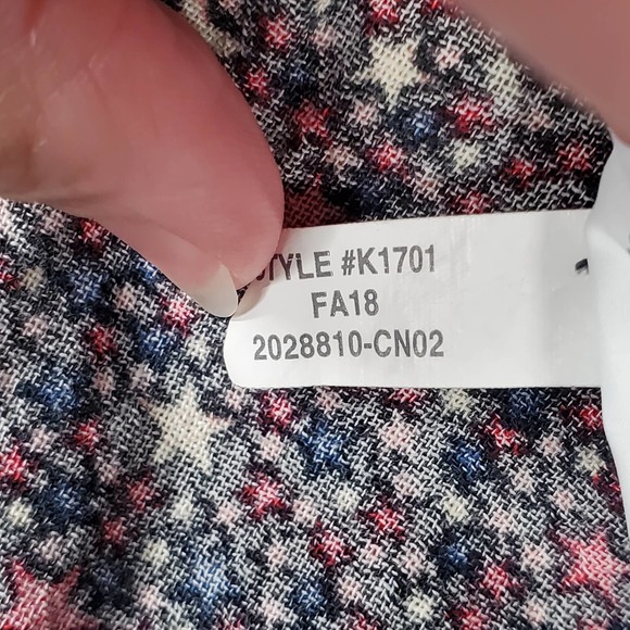 Madewell Navy Floral Button-Up Blouse - Picture 3 of 12